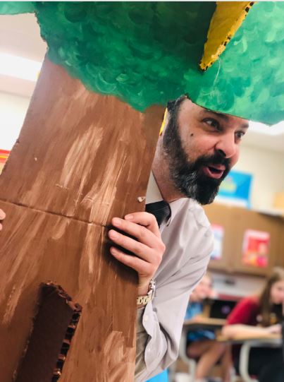 OmsPublications's tweet photo. This week's photo of the week taken by Emma C. and Addi T. The week's photo challenge subject was teachers, and the photography concept was interesting angle/perspective. https://t.co/YvvpFFv0Nu