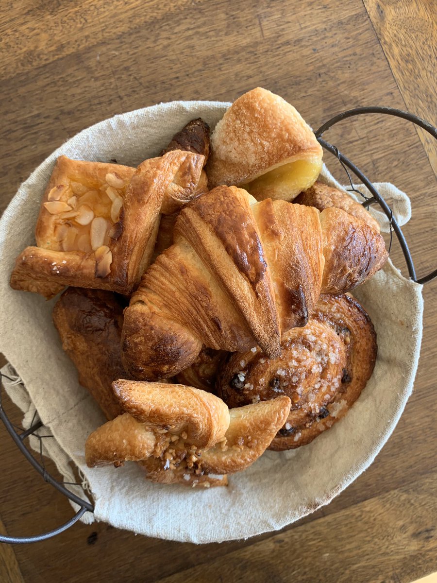 So many #tasty #pastries.. why choose when you can eat them all?? 😋