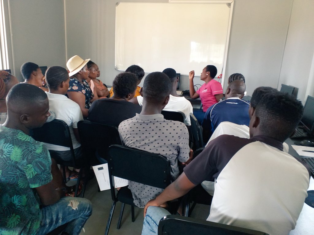 SinceMaluleke's tweet photo. With or without electricity the lesson continues 
#BridgingAcademy
#teamwork
@DlcLilydale
@GwfOnline https://t.co/5QzfU572n8