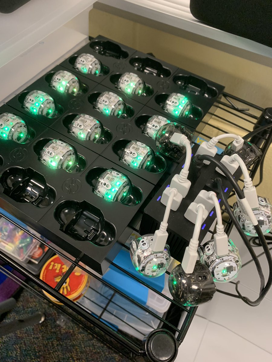 mrsjones72812's tweet image. Their faces were priceless when I was revealing our new @Ozobot s this morning! #ozosquad #codingisfun #codeed #codingforall @ChrisYungES #cyessteamengines @PWCSNews