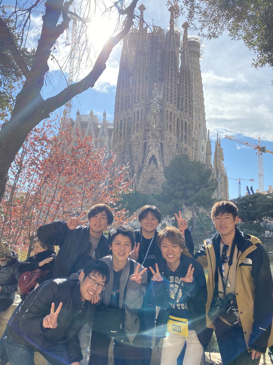 0820Chopper's tweet photo. ヨーロッパ旅行楽しかったあ
ローマ、バルセロナ、パリ色々充実しまくったあ

んま10日間はハードでしたねえ

#コロッセオ
#サグラダファミリア
#モンサンミッシェル
#ギニュー特戦隊 https://t.co/4KCi0M4g7Y