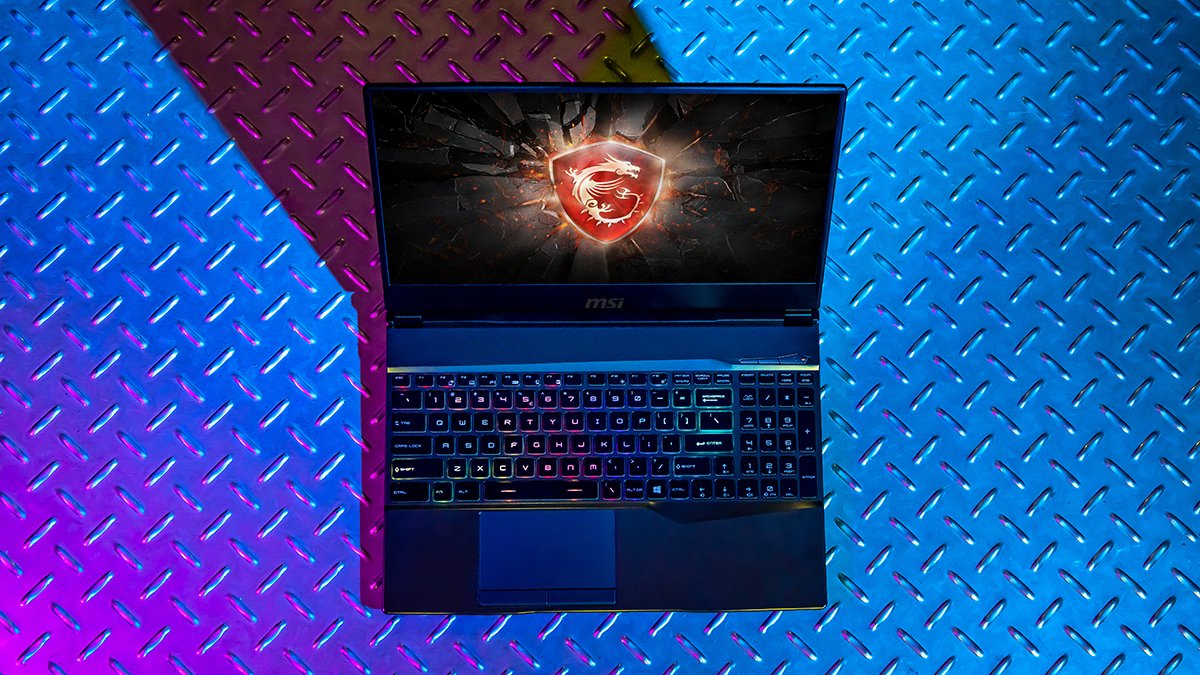 msifrance's tweet photo. Règle n°1 : ne jamais baisser les bras... 🏆
#MSI #Gaming #notebook #sérieGL #GL65 #TrueGaming https://t.co/cnIdpuWl4V