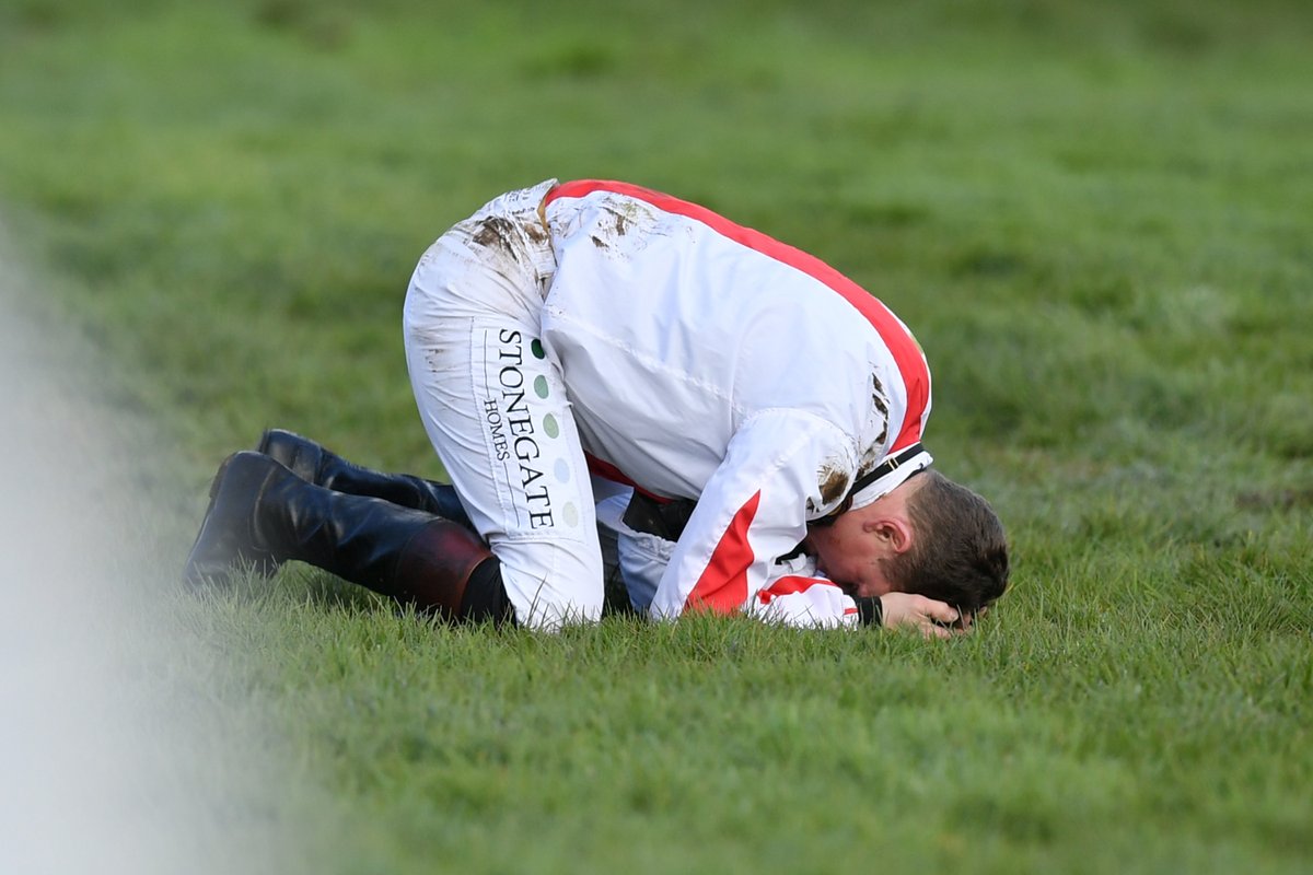 AtTheRaces's tweet photo. Unforgettable... https://t.co/yIVzqRzyiz
