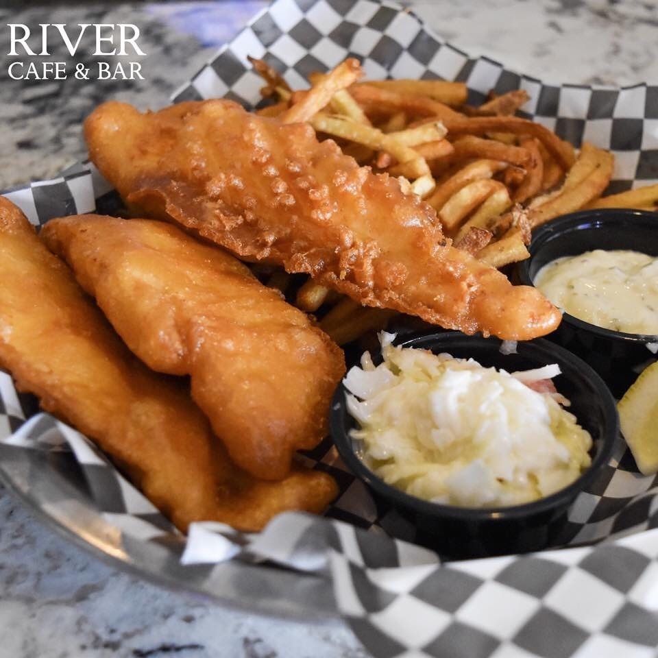 rivercafeandbar's tweet photo. End your week with Friday’s specials: Fish Fry with fries and slaw for $10.95 or our Pepper &amp; Egg sandwich with fries for $7.95. Well Martinis are $5 today. 🐟🍸 #rivercafeandbar #rivercafe #rivergrove #norridge #elmwoodpark #franklinpark #fishfry #pepperandegg #martini https://t.co/o4tAf06LxN
