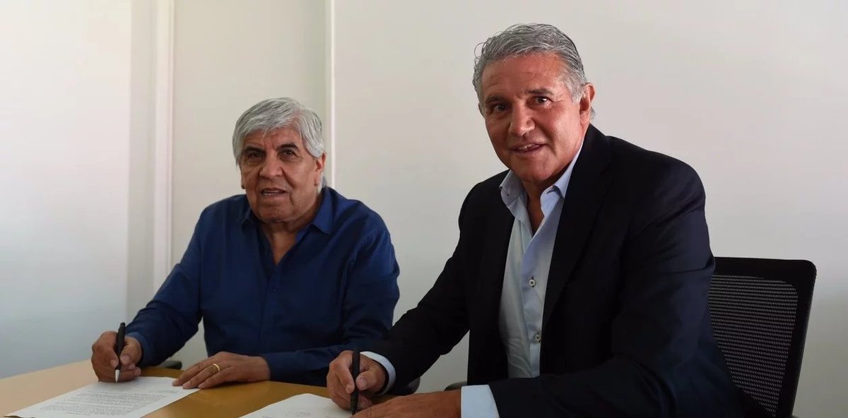 El excampeón mundial Jorge Burruchaga se convirtió en el nuevo mánager de Independiente. Firmó contrato hasta diciembre de 2021. #INFOTVDEPORTEA

tycsports.com/independiente/…