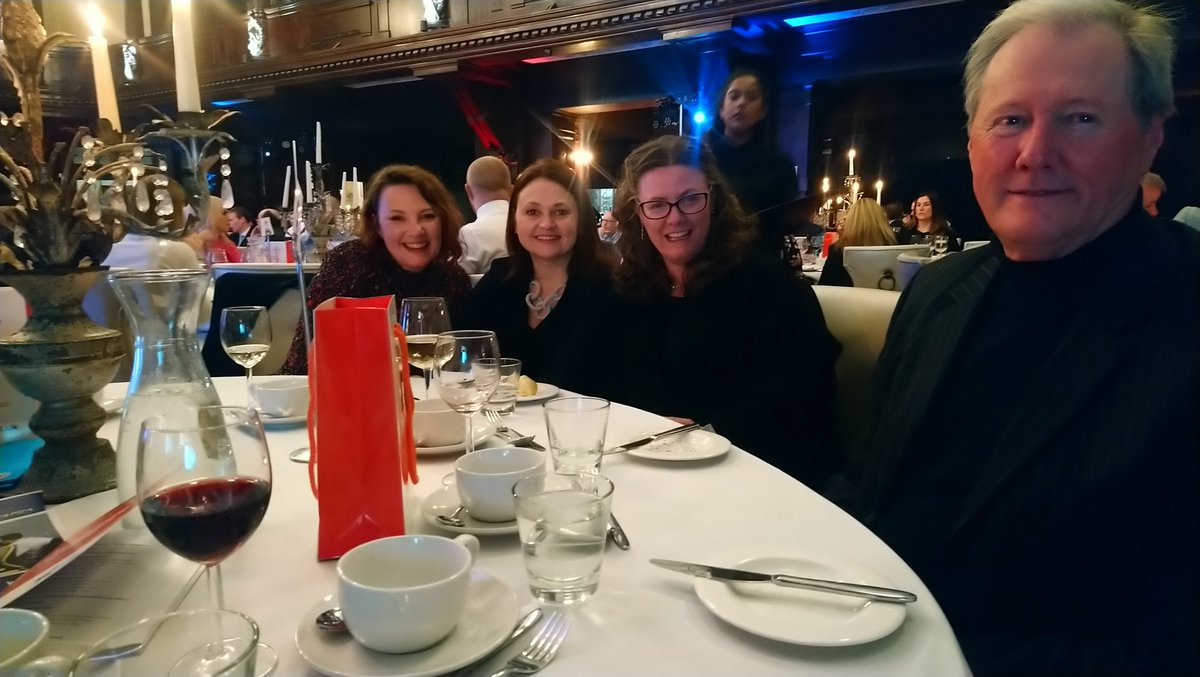 Networking and wine! What could go wrong? 😁 #FSBAwards #bigideaswales <a href="/BigIdeasWales/">Big Ideas Wales</a> <a href="/FSB_Wales/">Wales FSB Cymru</a>