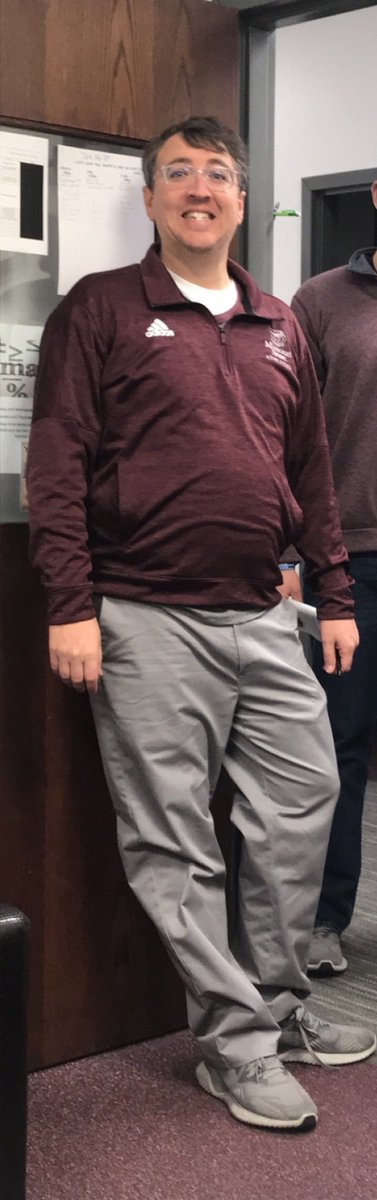 MSU_ACIA's tweet photo. Today we have a very special award winner. This humble, hardworking individual is the biggest supporter of our #MSUBears in every area. He is our academic guru by day &amp; loudest cheerleader by night.

#TheAward this week goes to Twitterless Dan Raines, aka Dan the Man! 

#Winning https://t.co/9bpOskyE1B