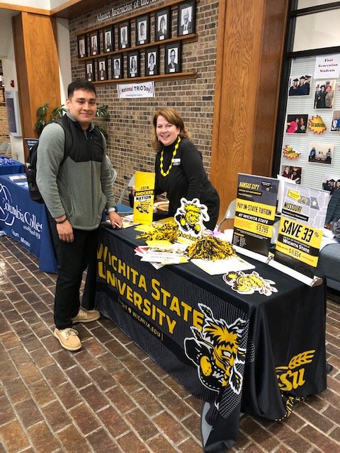 GoShocksMO's tweet image. Great meeting Jose and Christina and many others at the State Fair CC Transfer fair! Love discussing great opportunities that fall in line with Wichita State's focus on applied learning! Thanks, SFCC, for a great transfer fair. @wheatweet @GoShocksMO @WuChad @Olpe1 @sfccmo