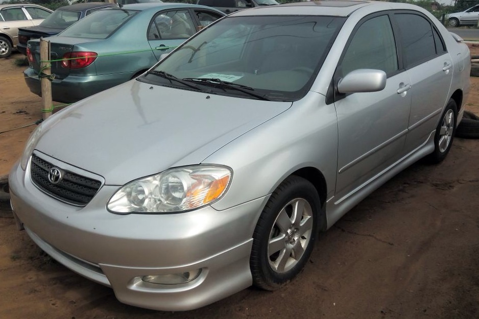 NejeebBello's tweet photo. BREAKING NEWS: #CarCrosser just landed 10 units of Tokunboh 2006 Toyota Corolla cars in Lagos, straight from the US. Buy one now at a discounted price. #LagosCars #LagosUber #Tokunbo https://t.co/FmhHp2x6OP