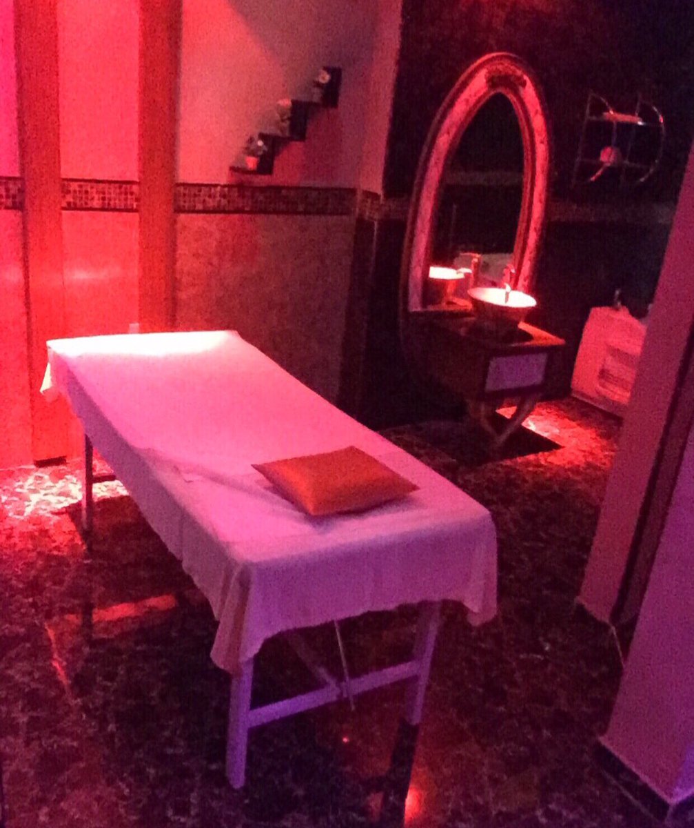 HandsYuri's tweet photo. Available now for massage @ Riyadh area only. Message me in WhatsApp’s for booking and more details.+966545893469_RUBI🇵🇭  
 #Riyadh_Massage
#FullbodyMassage
#RelaxingMassage
#ThailandMassage
#ChatshoMassage
#SwedishMassage
#Body2bodyMassage 
+966545893469_Rubi🌹 https://t.co/ZH9y7ydwKw