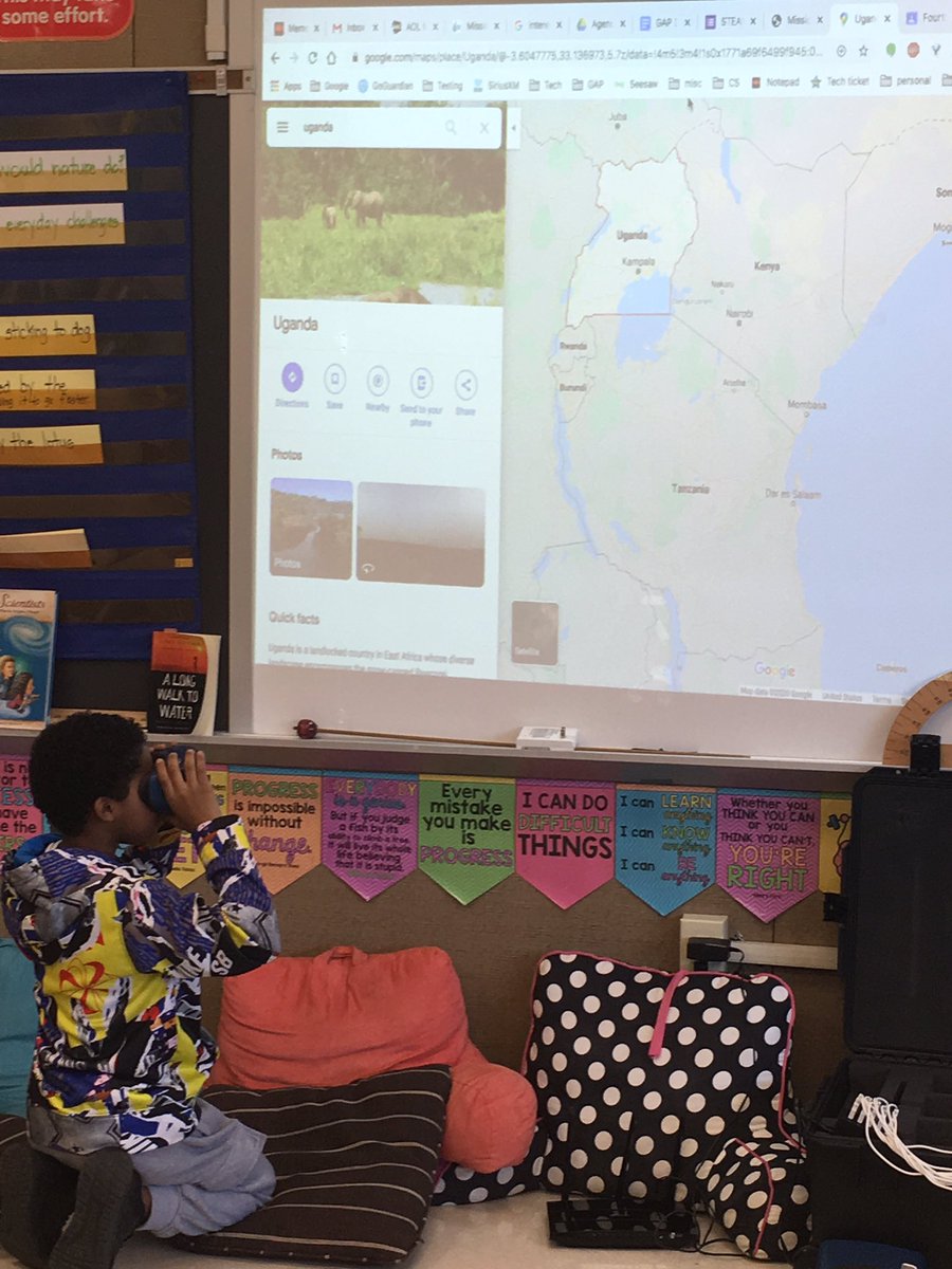 MTL_JCaputoCS4's tweet photo. Utilizing virtual reality viewfinders to better understand the challenges that people face in Uganda for our Mission Clean Water drive. #missioncleanwater https://t.co/xu5BPjZvpX