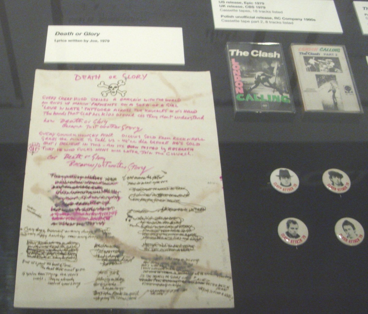Brilliant day at the Clash exhibition yesterday a must for all fans of the only band that matters. 

youtube.com/watch?v=Sy9a7v…

#Clash #OnlyBandThatMatters #punk #punkrock #JoeStrummer #mickjones #guitar #London #LondonCalling #TrainInVain #Music #museum #Vintage #MuseumOfLondon