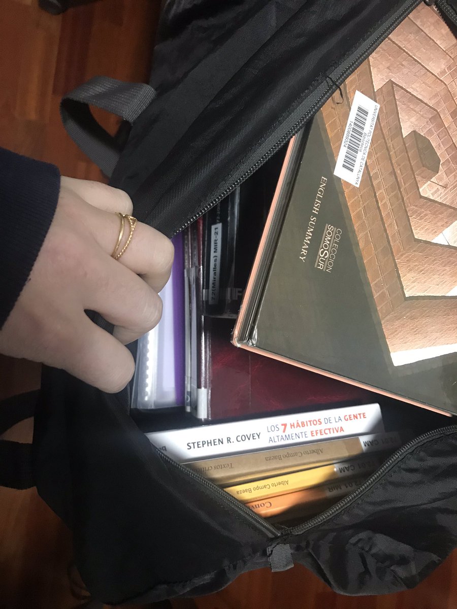 bakarchitecture's tweet photo. prioridades: en lugar de @Mercadona asalto bibliotecas 😂#COVID19 https://t.co/cKWbYCyOJY