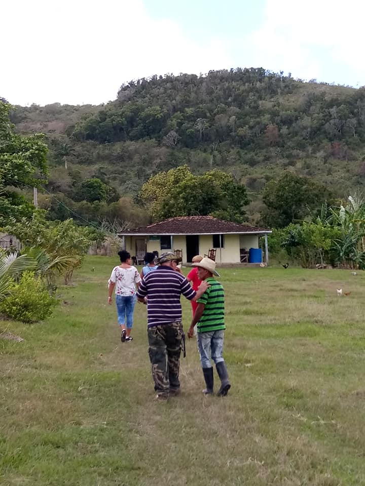 CITMA7's tweet image. Visita a la Finca Escuela con Enfoque de Paisaje Rincón los Hondones en Chambas, nos recibe el profe y productor Osveldo Gómez Reina quien todo entrega a su trabajo y a la producción sostenible con Enfoque de Paisaje #MedioAmbiente #CiegodeAvila