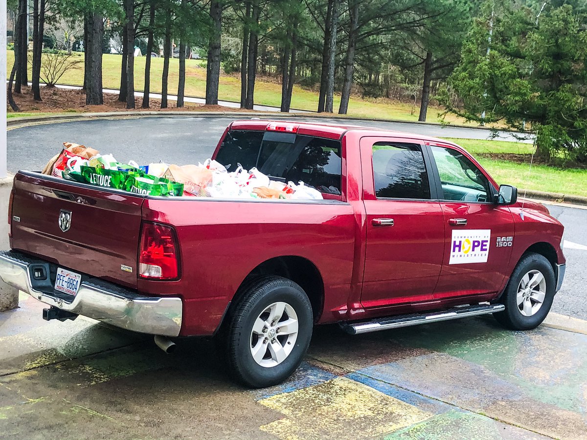 TimberDrivePTA's tweet photo. Our school filled up a truckload of food for those in need! On behalf of the PTA, THANK YOU! Together, we are making a huge difference in our Garner community! @TimberDriveES @WCPSS @Southernarea1 @CommofHope #HearUsHOWL https://t.co/InAPligds2