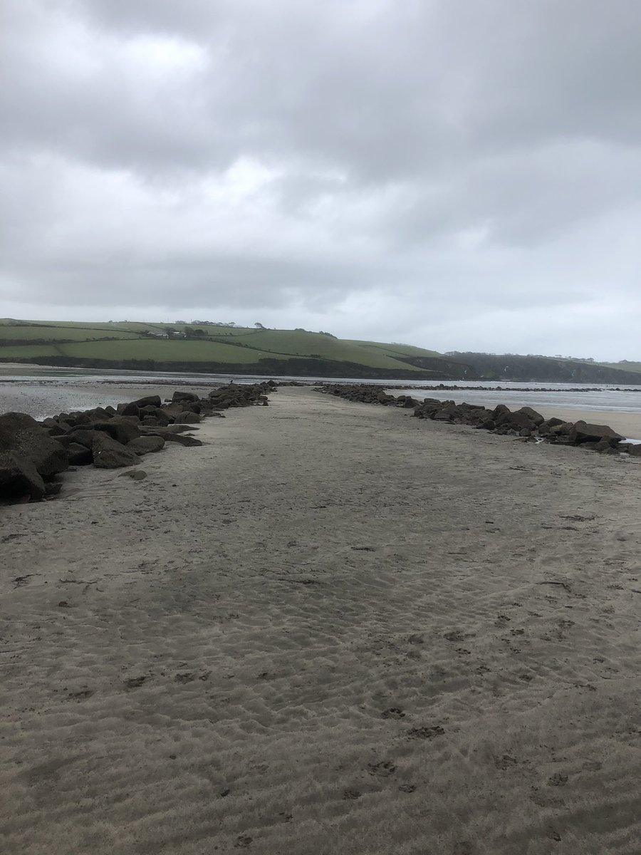 dovey_Mrs's tweet photo. First slow and careful beach walk since breaking my ankle, so good to be back at my happy place, breathing in sea air is amazing ❤️ #Cornwall #lovecornwall #parbeach #myhappyplace https://t.co/pjUFt7obEn