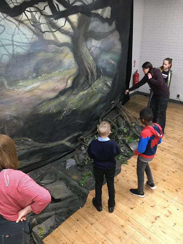 NewVicTheatre's tweet photo. What fantastic week we have had with all the young people taking part in the #RSCNextGen . We have watched them grow in confidence and the produced an amazing show today. We are so proud of them all. What an amazing project to be a part off.
@RSC_Education https://t.co/rVwxsUdDLq