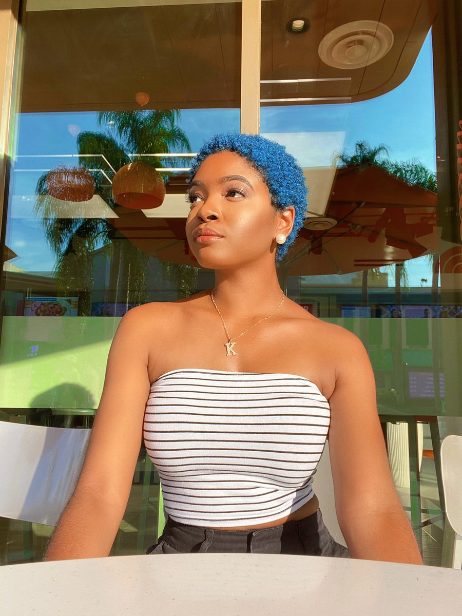fueledbykierra's tweet photo. Yo, @gooddyeyoung! I’ve been wanting to try #PoserPaste for a while now. I’ve done blue, pink and purple. So what’s next? 🥰🌈✨ @ColormeBrian @yelyahwilliams https://t.co/cs1c8olq1o