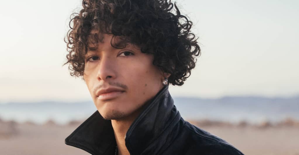 thefader's tweet photo. A.Chal (@AlejandroChal)'s new single captures the rush of new love.

https://t.co/dpweh4DFne https://t.co/OCqIIWashK