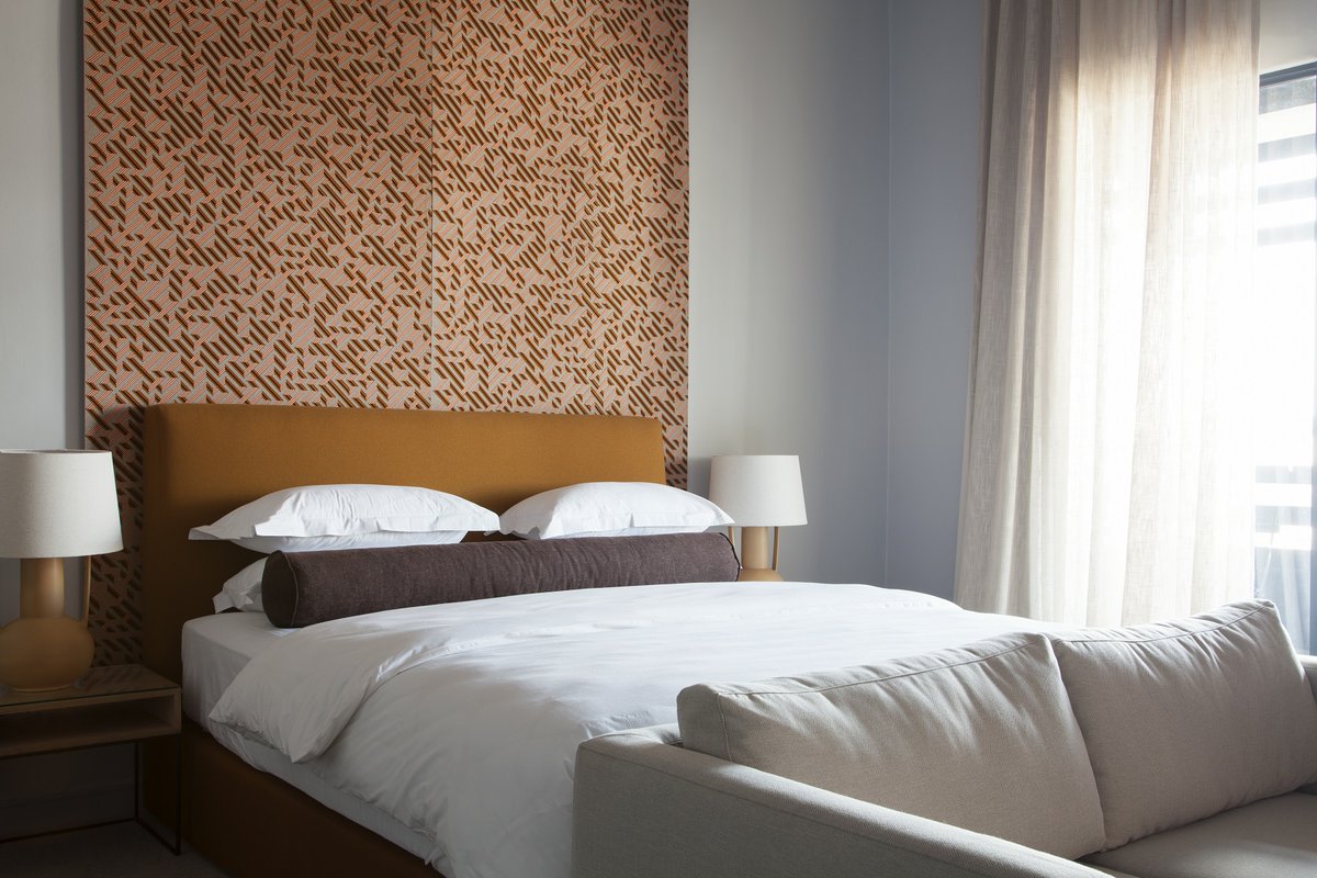 Hallmark_Hotel tweet media