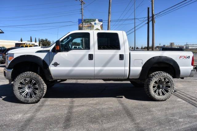 DirectAutoplex's tweet photo. Get some mud on the tires of our 2014 #Ford #F250 #SD #XLT this weekend! 💥#DirectAutoplex #Midland 
Click here to learn more: https://t.co/aLsyxTcOe6 https://t.co/U3BBG9BIVK