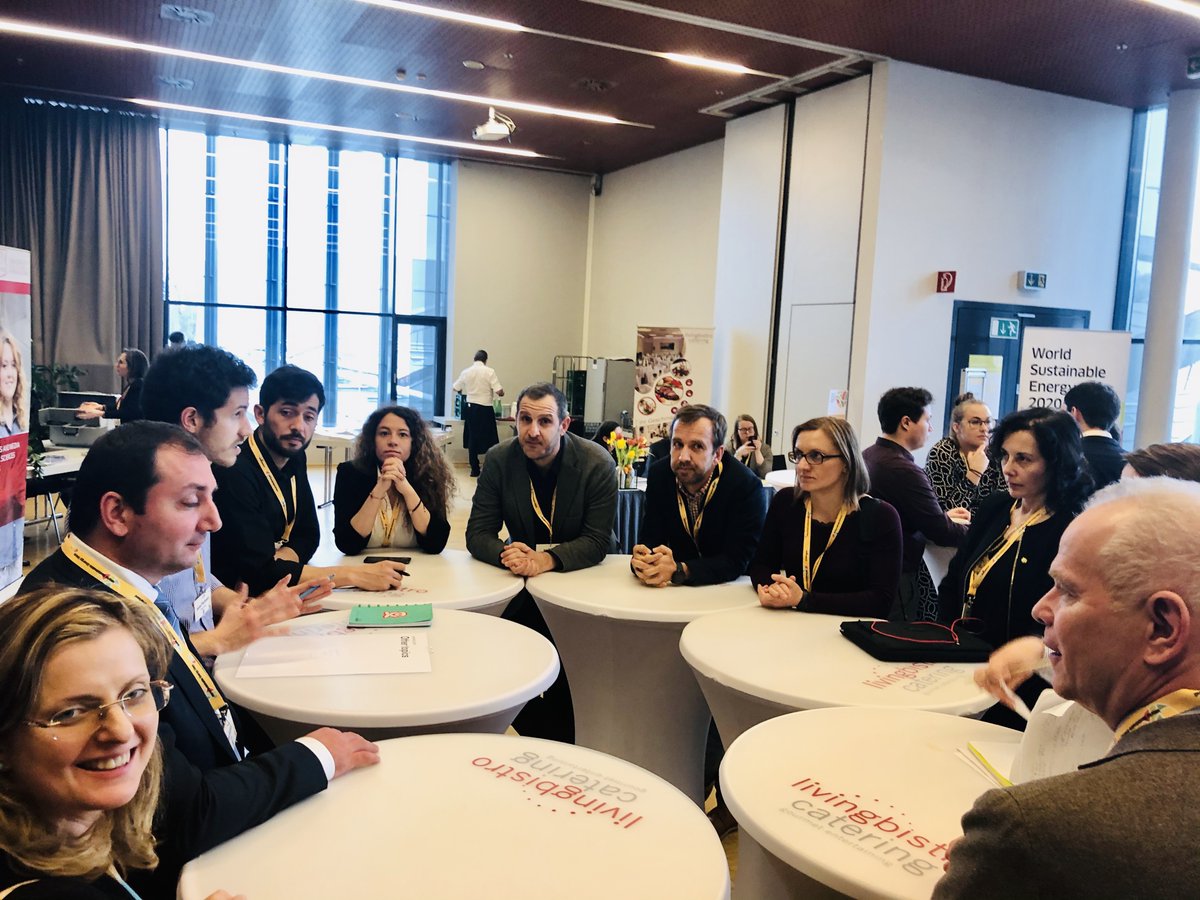 Fedarene's tweet photo. Last hours at work before the weekend: take this time to read about all the interesting workshops & events of the #WSED2020! Out now on FEDARENE's website: summary of the week and the #H2020PROSPECT Workshop 👉 https://t.co/b4s6Zx44Ry #EnergyEfficiency #GreenFinance https://t.co/etoqoQkODw