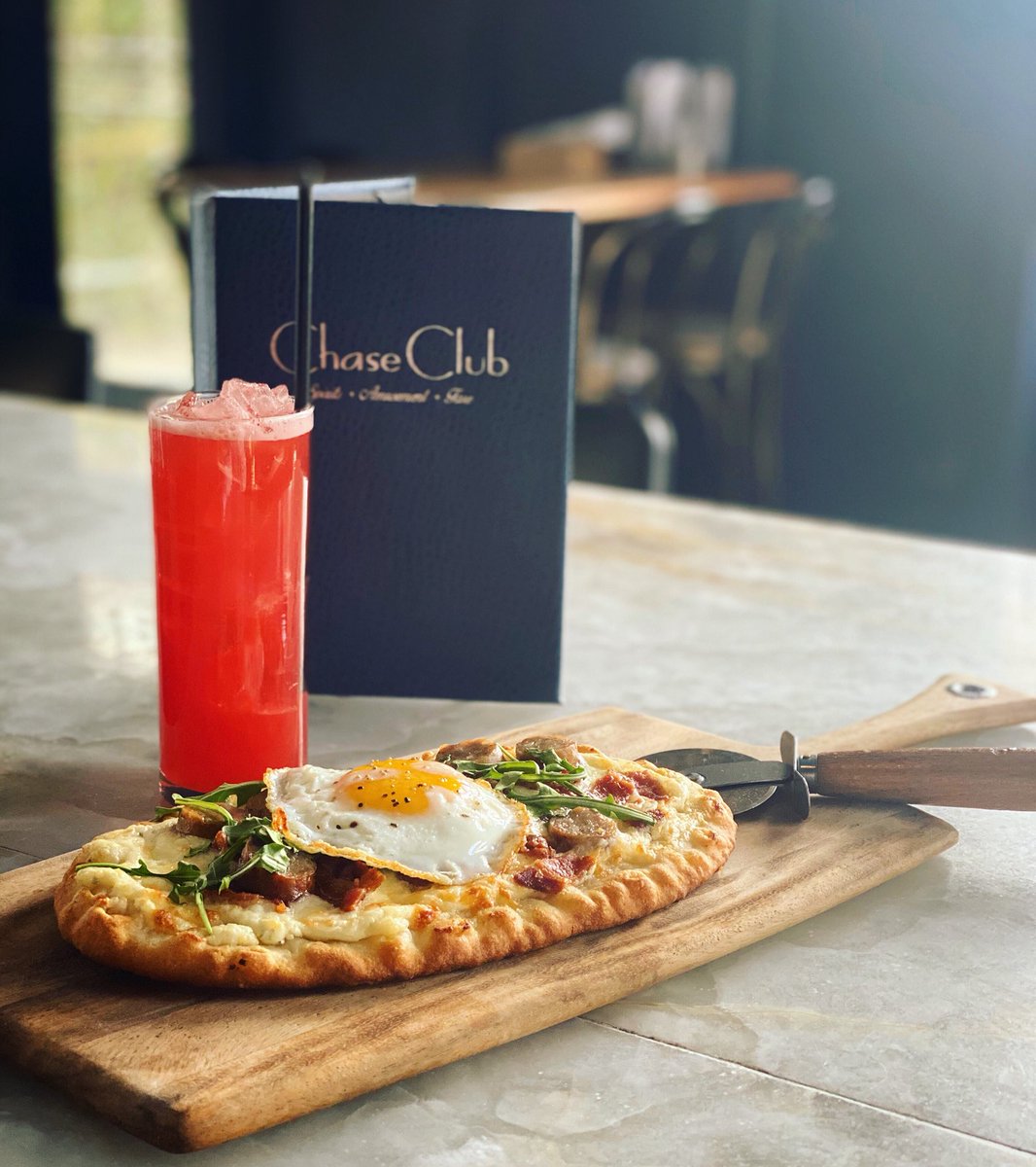 Join us for weekend #brunch on Saturdays &amp; Sundays from 10am-2pm! 

Pictured: Breakfast Pizza with garlic cream, bacon, sausage, and egg 😋🍳🥓