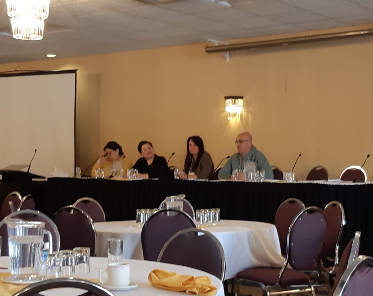 Lance_Triskle's tweet photo. Closing Remarks for #Gimaajitaamin Thank you @Confederation for an excellent #TRCConference "We are moving forward together" https://t.co/zOq0S7I8er
