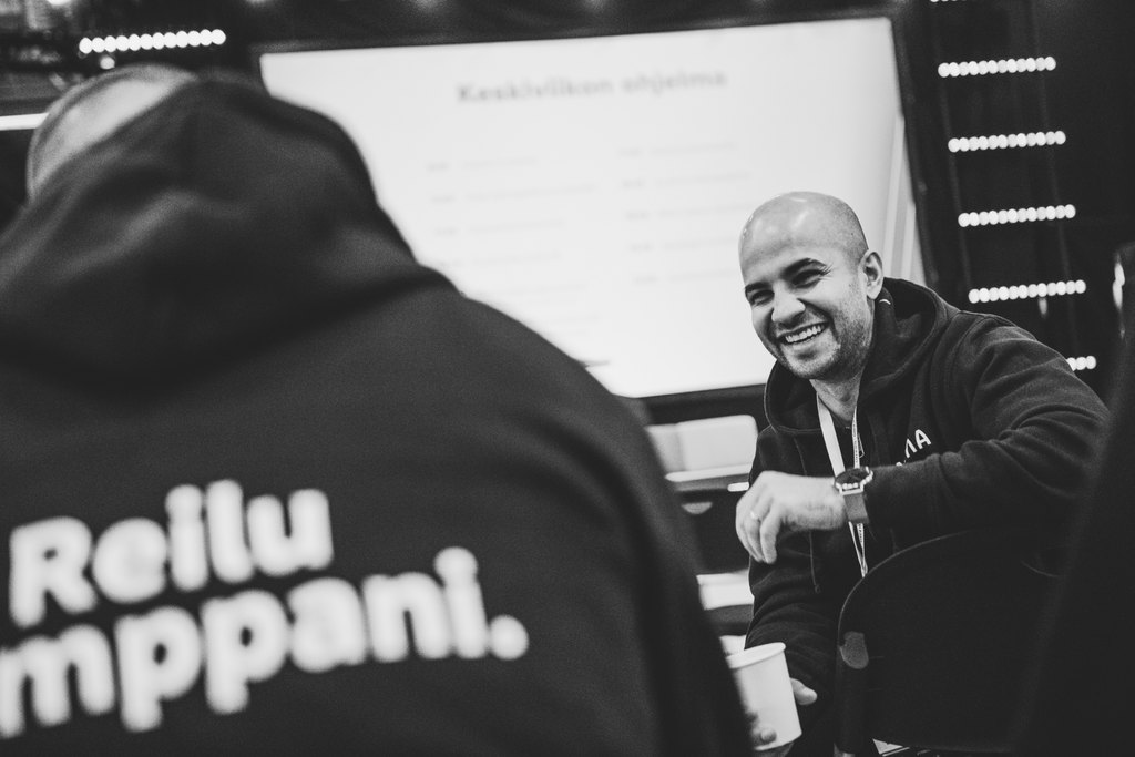 kasvuopen's tweet photo. Vihreä liiga kasvaa ja kaunistuu😍 @DNA_Business @rastorinst @IfVakuutus lähtivät alkuvuodesta remmiin - mites te? Kiinnostaako Kasvu Open -kumppanuus? 

Käy klikkaamassa lisätietoja: https://t.co/fWaYJ2BVGe

#kasvuopen #kasvu #kumppanuus #kumppani #yhteistyö https://t.co/vLpAbBegK5