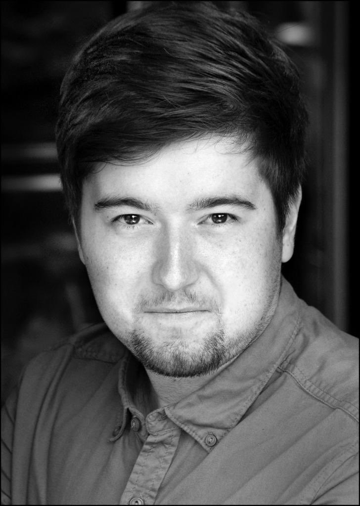 SamMWild's tweet photo. #FirstHeadshotFriday 2012 vs 2019 https://t.co/vZ4Rovt5OE