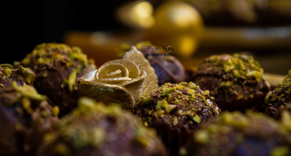 int_photopros's tweet photo. #ORIJENTALIJADA NE #BAKLAVIJADA" #Delicious #oriental #food on the #event from the organization #Arapski #Centar #Za #Međunarodnu #Saradnju - #ACMS and President from the organization Sanja Kostadinovic Ben Mesbah. #belgrade #serbia #Photoprosinternational https://t.co/bQxzbDZ4yB