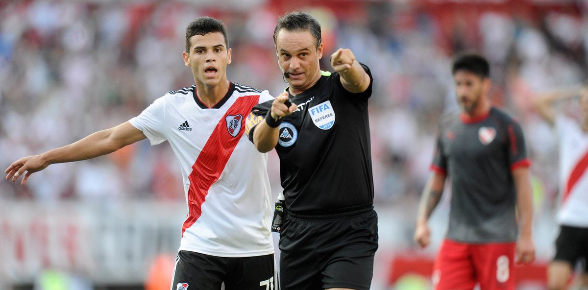 LancioniRP's tweet photo. #BuenViernes Mañana sabado #River se medirá con #AtléticoTucumán con un viejo conocido. Se trata nada menos q de #PatricioLoustau de 44 años asistido x #JuanPabloBellatti y #GabrielChade mientras q #MauroVigliano será el 4º árbitro @charroCARP @mamriverplate @Betobert @AndyBatRP https://t.co/l8yGeD8LcC
