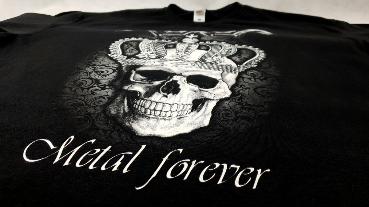 CrystalPress's tweet image. Today, printed t-shirts for Czech heavy metal legend roxor-heavy.cz . If you are interested in more of our production, you can check out our gallery: merchandisefactory.eu/#galerie