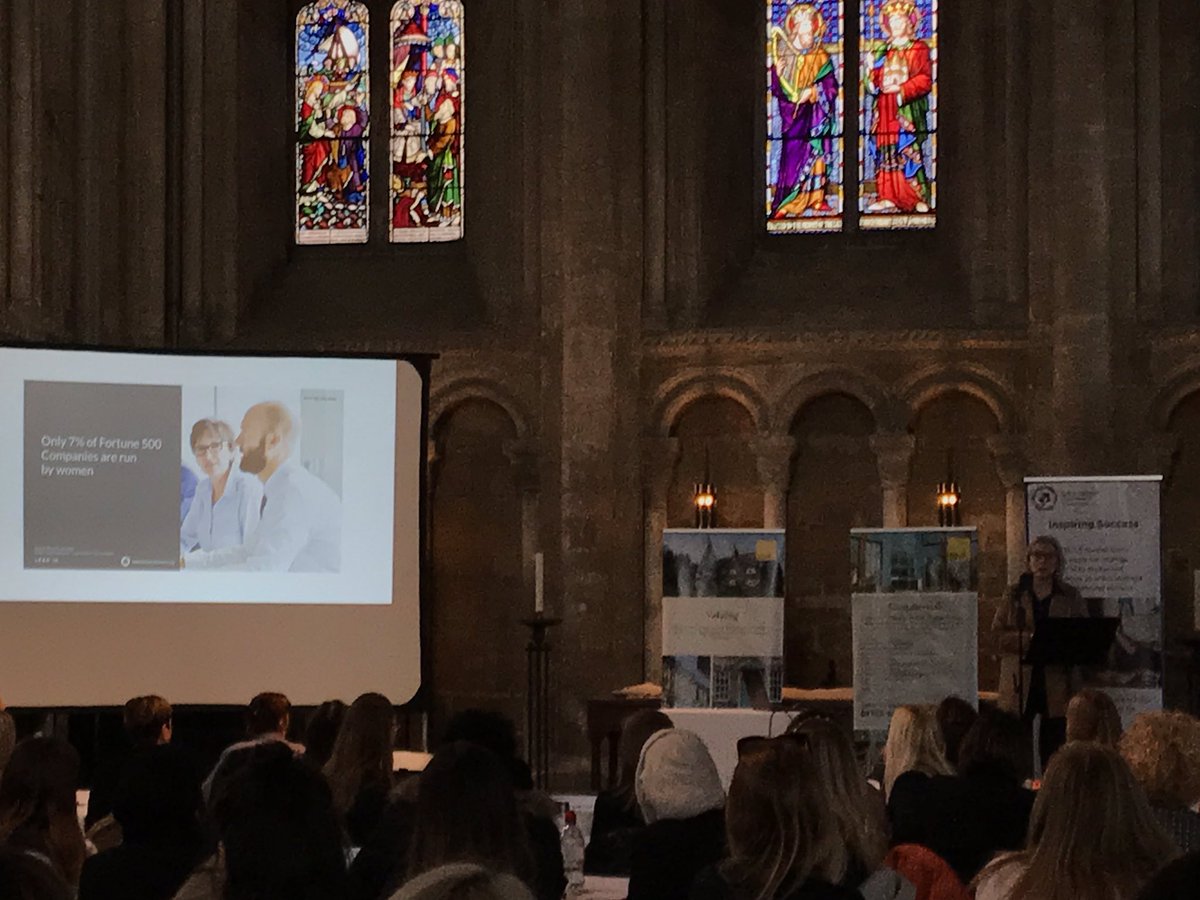 Discussing the history of the Equality movement at today’s event <a href="/pborocathedral/">Peterborough Cathedral</a> 👸🏻

#EachForEqual #InternationalWomensDay2020