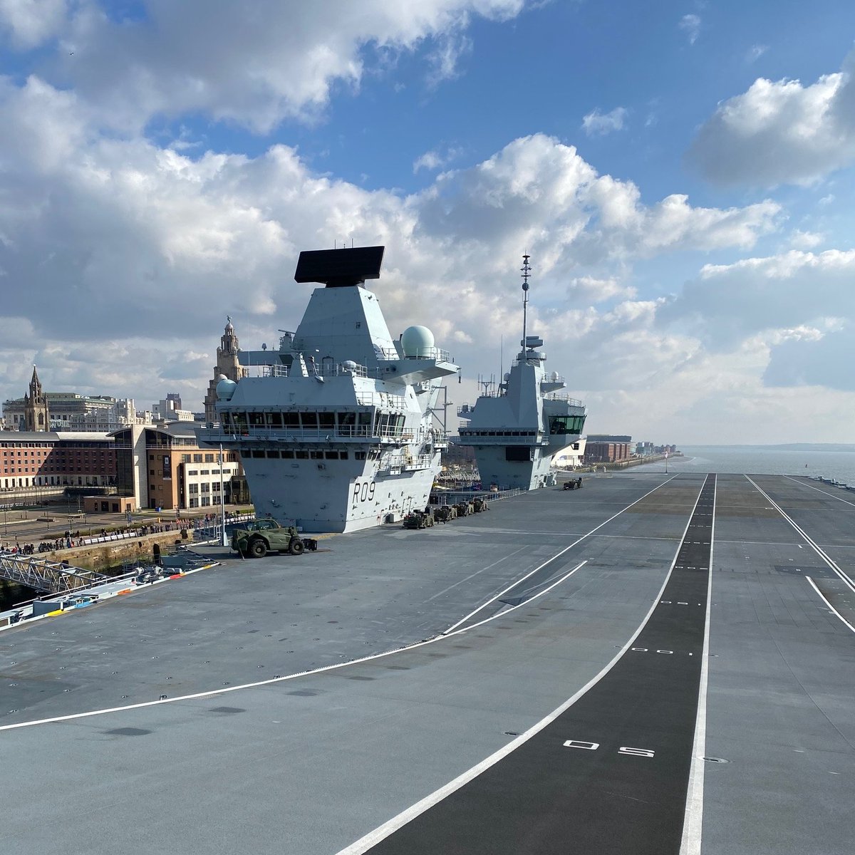 SharplesGroupUK's tweet photo. These stunning photos of @HMSPWLS were taken by our ex-@RoyalNavy MD Mark Brocklehurst during his visit onboard yesterday. We are proud of our strong links to the maritime industry as members of both @propellerists and @Mersey_Maritime.
#PWLSinLiverpool https://t.co/SHXfWiYt2j