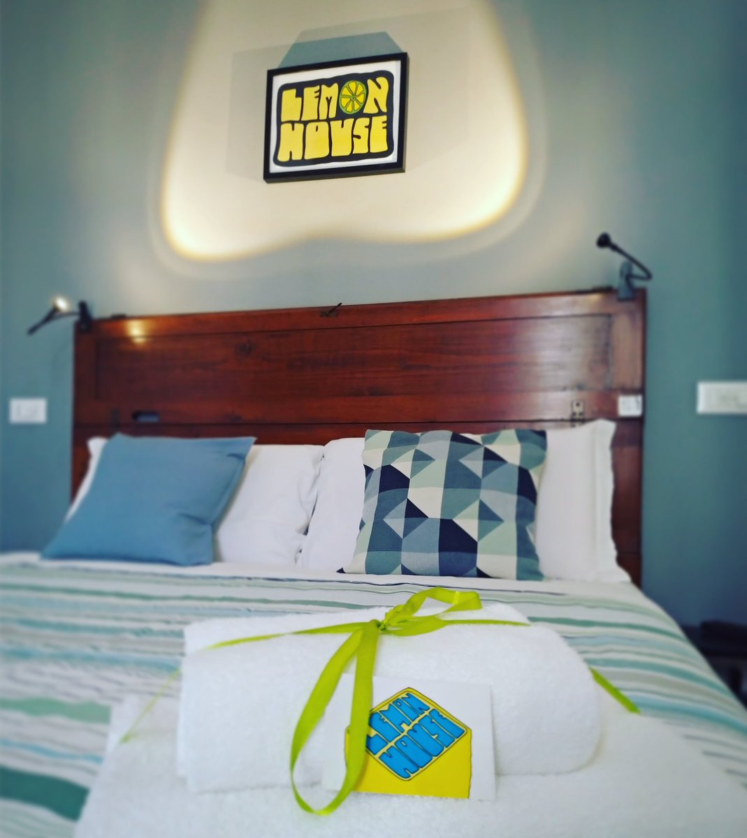 LemonHouseRoma's tweet photo. 🍋 WelcHome!

#lemonhouseroma #esquilino #rome #italy #home #travel #ferien #ferienwohnung #explore #visitrome #visititaly #relax #winter #experience #doubleroom #wood https://t.co/cnfg4vniUM
