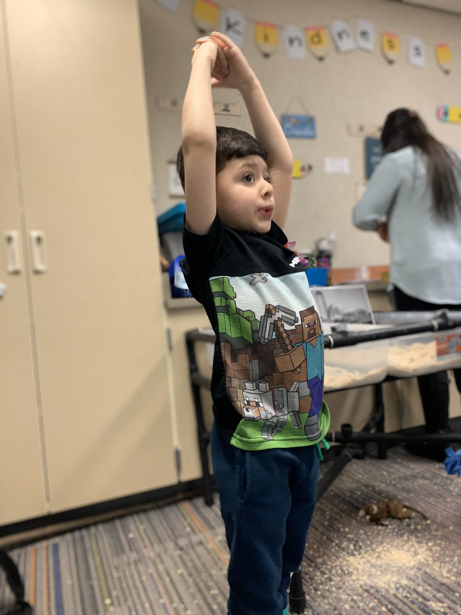 de_domines's tweet photo. Breathe☺️ @SkyOaksElem @191_ECP #pausemovelearn #dropeverythingandmove https://t.co/1leiiBAwBK