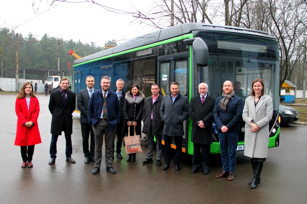 belarus_emb_UK's tweet photo. Our warm congratulations on successful EV-trade mission of 🇬🇧 companies to 🇧🇾! We hope that the ideas and initiatives, generated during the mission, will be transformed into mutually beneficial projects in EV-area and will contribute to preservation of the Global Environment! https://t.co/0Ls6UVav0p