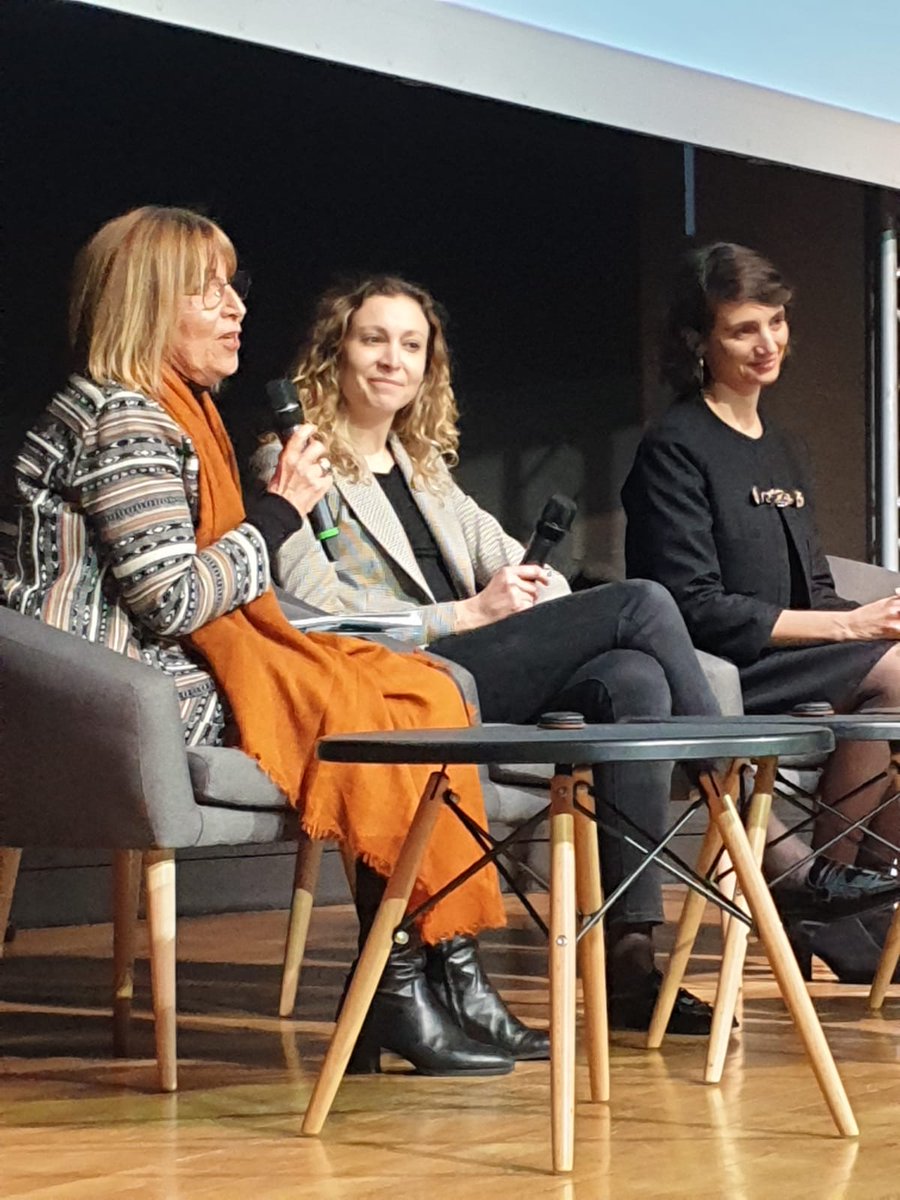 ENGIEpartFR's tweet photo. Nous étions présents au 19 ème colloque du Cercle @InterElles, l’occasion pour @FouquetFlce de rappeler l’importance de l’inclusion et de la performance humaine (open &amp; caring), valeurs essentielles au leadership positif déployé au sein d'@ENGIEgroup . https://t.co/d4oLSTLHy4