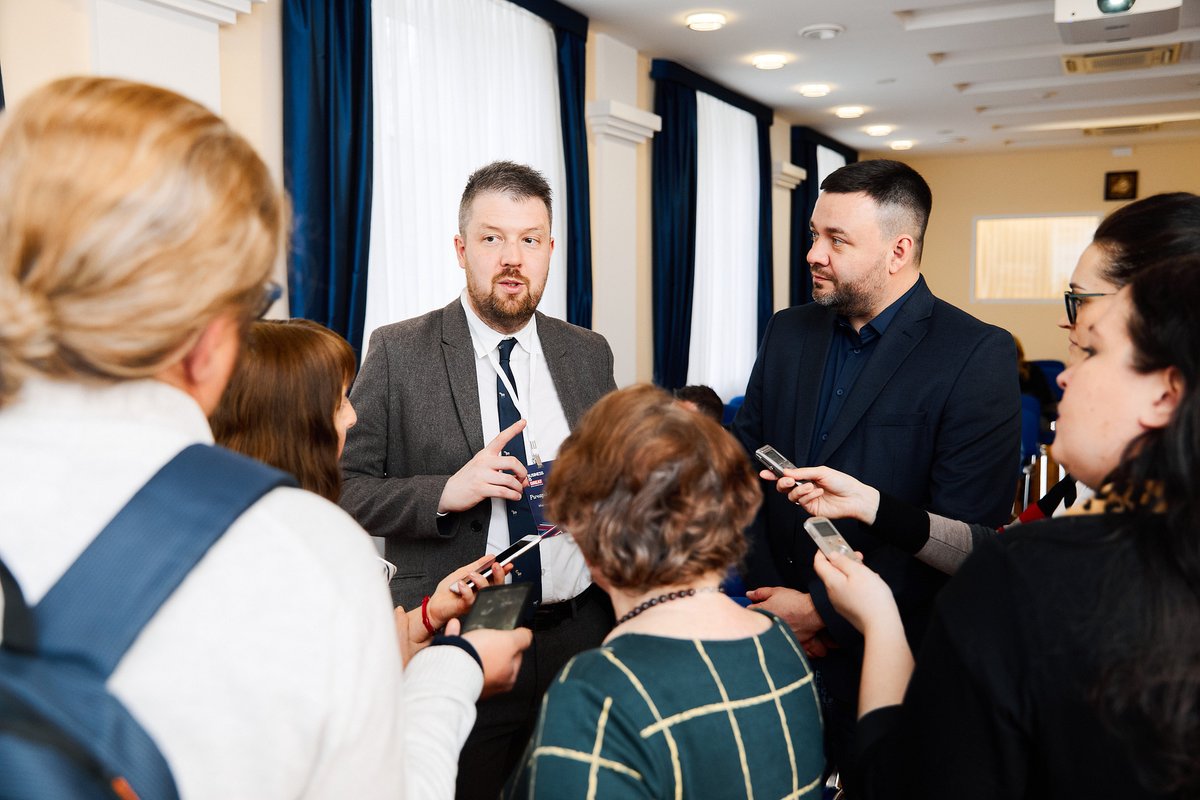 belarus_emb_UK's tweet photo. Our warm congratulations on successful EV-trade mission of 🇬🇧 companies to 🇧🇾! We hope that the ideas and initiatives, generated during the mission, will be transformed into mutually beneficial projects in EV-area and will contribute to preservation of the Global Environment! https://t.co/0Ls6UVav0p