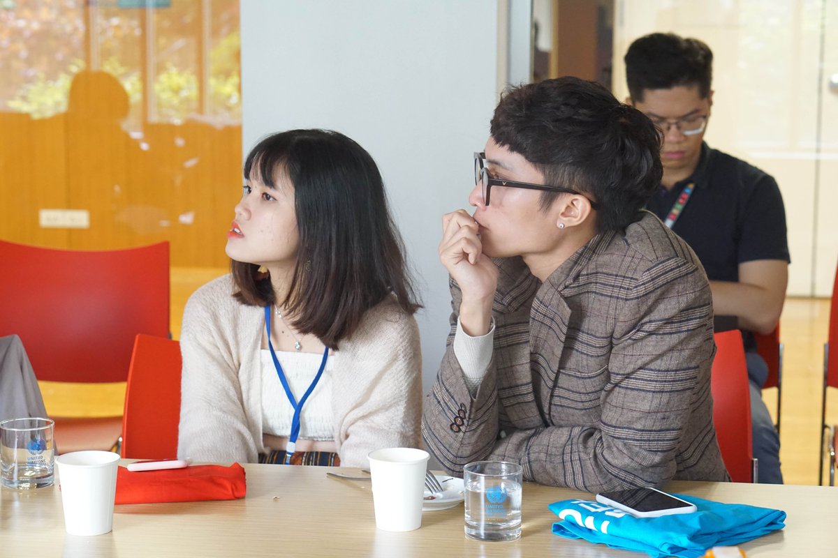 seantloc's tweet photo. Great sharing today between YouTube creators and @UNDPVietNam on creating social impact AND getting a million views on @YouTube!

Keep any eye out for the final videos @ end of April from @ytcreators &amp; UNDP on #womens #economic #empowerment &amp; combating #CyberBullying https://t.co/suJZinYOE9