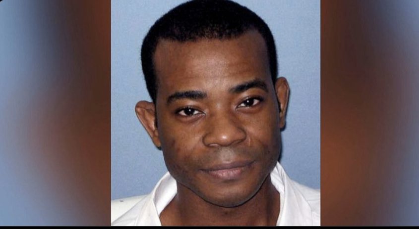 TalbertSwan's tweet photo. Last night, AL executed an innocent Black man

Today, ‘Pro-Life Christians’ are silent

Only in American can you be:

Pro-Death Penalty

Pro-Gun

Pro-War

Pro-Healthcare Repeal

Pro-Police/murder of unarmed Blacks

...and still perfidiously call yourself 'Pro-Life'

#RIPNateWoods https://t.co/tX4eAQ2Bkc