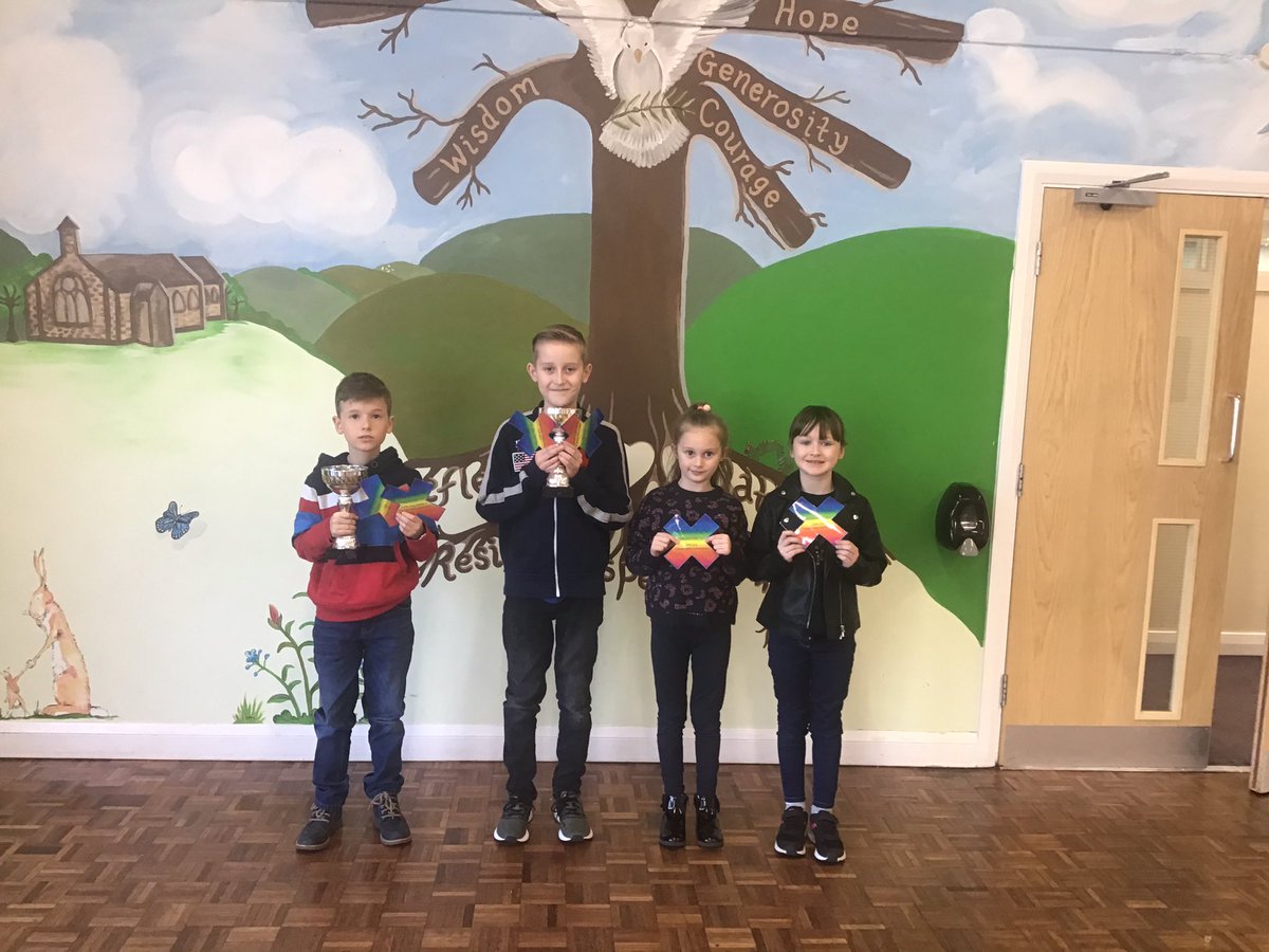 LSM_Headteacher's tweet photo. #bestdayoftheweek is #BeBoldFri as we celebrate achievements this week.
@johnbryantHT @Maccathebarber @drewpovey @chrisdysonHT @MrsWithersY6 @LSMYear2 @LeadingSchools_ @LeadingLearner @pauldixtweets @PaulGarvey4 @Gardine13Sophie @Edwards783 @mission_priest https://t.co/xwEpN3IZxd
