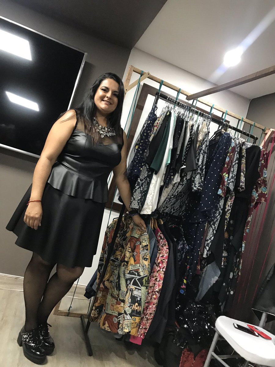 Bearangomoda's tweet photo. Amiguis de Bogotá: @GordaModa es un gran plan para este fin de semana. Anoche tuve la oportunidad de conocer increíbles emprendimientos, gracias al tesón de @lapesadademoda https://t.co/FYCRH714Eb
