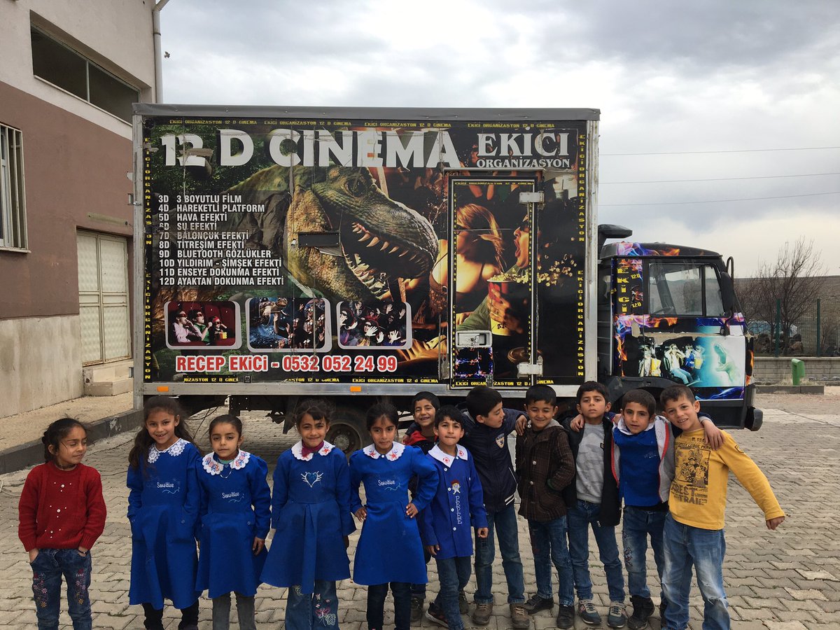 Öğrencilerimiz bugün 12D sinema keyfi yaşadı. Emeği geçen büyüklerimize teşekkür ederiz.<a href="/NKapanoglu/">Nuri Kapanoglu</a> <a href="/siverekmem63/">Siverek İlçe MEM</a>