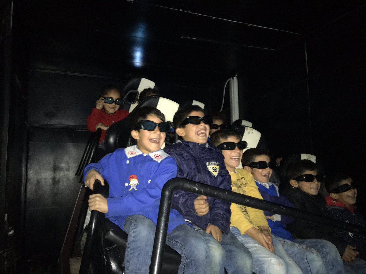 olukluokul's tweet photo. Öğrencilerimiz bugün 12D sinema keyfi yaşadı. Emeği geçen büyüklerimize teşekkür ederiz.@NKapanoglu @siverekmem63 https://t.co/TnFmvzBd3t
