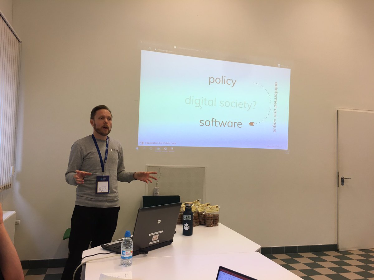 maryrmendes's tweet photo. @publiccodenet @Jan_Ainali @openbelgium Great talk by @Jan_Ainali going on here #openbelgium20 in the green room in Hasselt. https://t.co/BGsi6n1gFi