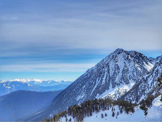 igersaran's tweet photo. Aué destacam a  @samu.gram damb aguesta  imatge. Fòrça gràcies pes tues fòtos!
.
🔝
.
📌Arrebrembatz: se voletz èster mencionadi seguitz-mos e etiquetatz damb #igersaran!
.
Gauditz dera Val d’Aran e dera fotografia!
.
#igersaran #igerslleida #igerscata… https://t.co/2M9kqK7ehh https://t.co/OcbeFH4KvK