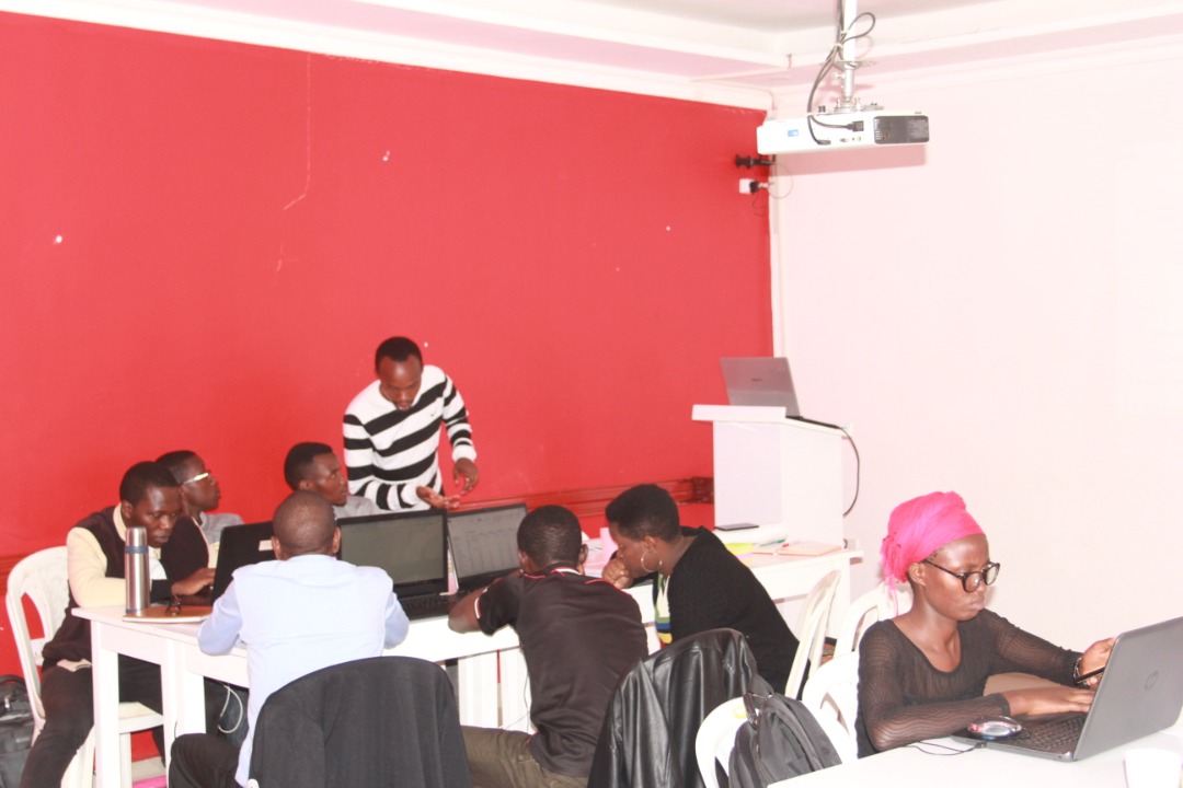 Today's session of the Ingenzi Social Enterprise Program will focus on the previous session's lecture about Financial statements.

Participants will be introduced to the cash flow statement and a new exercise that combines balance sheets, income statements, and cash flow.

#RwOT