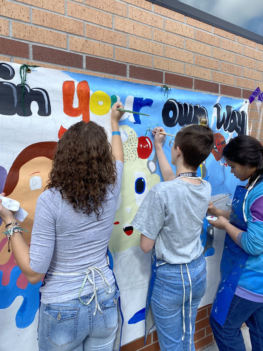 Deborah Walker tweet media